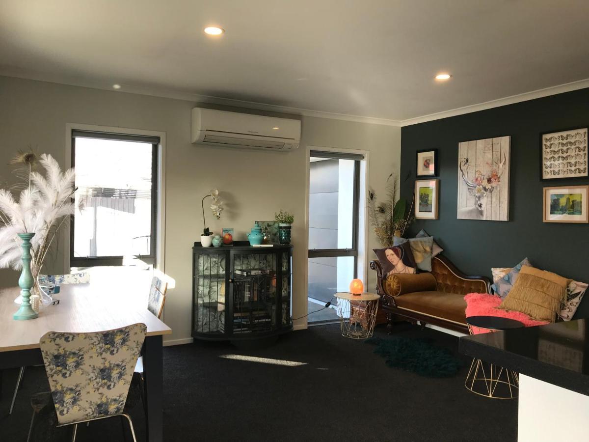 A Little Bit Beachy Modern Guest Room And Private Toilet Christchurch Exteriér fotografie